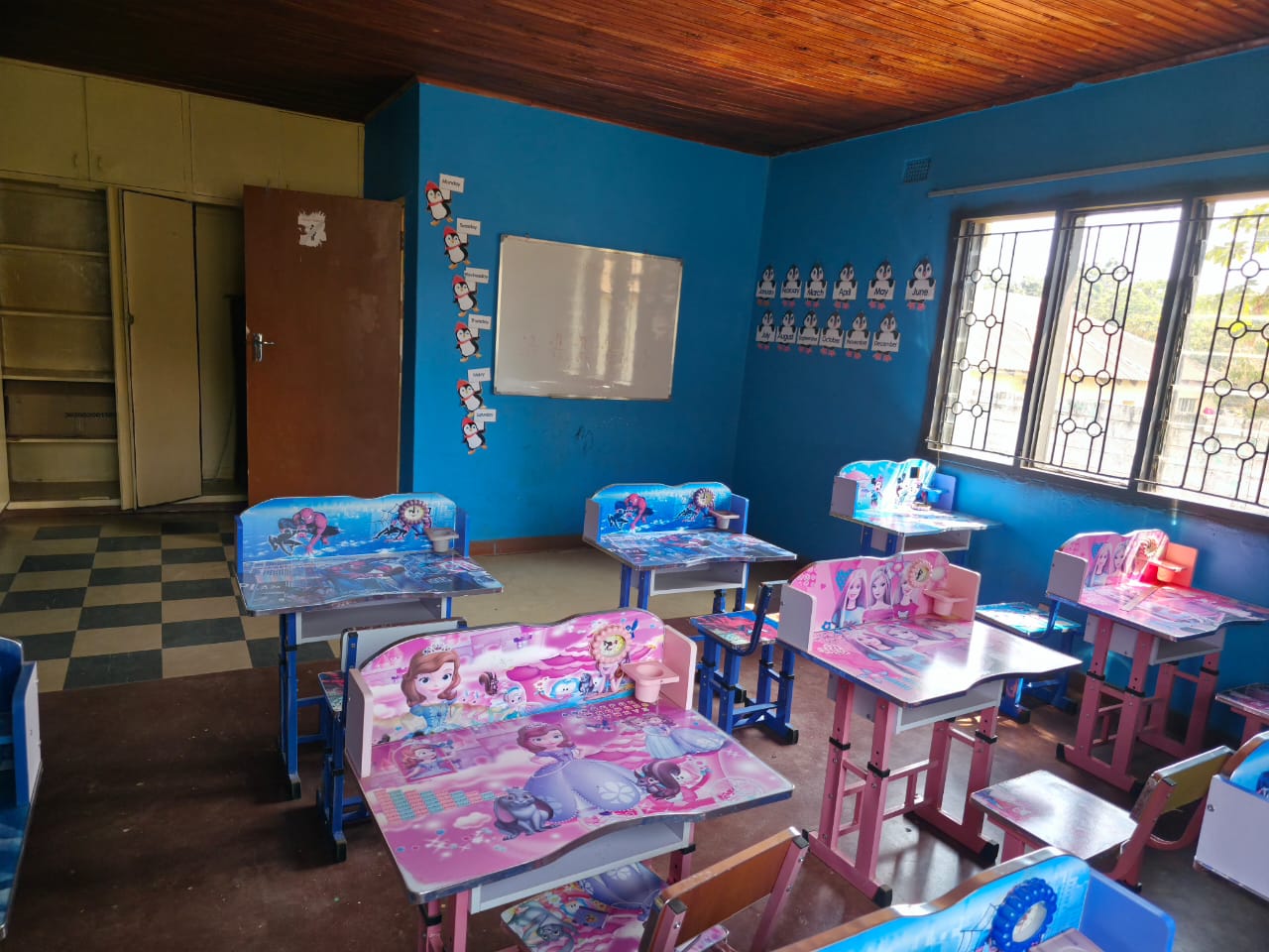 Primary classroom with individual learning desks